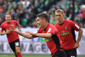 Statistici carieră (titularizări, goluri, cartonașe) și istoric transferuri. Index Futball Futball Egy Felidot Sem Jatszott Sallai Az Egekig Magasztaljak