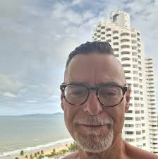 why is the restaurant industry in shambles?