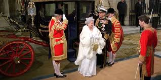 Em vídeo divulgado pela princesa anne, as duas batem um papo regado a sorrisos. Rainha Elizabeth Alimentacao Habitos E Rotina Da Monarca De 94 Anos