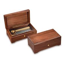 30 | 2 singing bird boxes | 1 год. Reuge Music Box Auberson 3 72