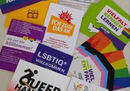 Verschiedene bewegungen benutzen die regenbogenfahne als symbol für freiheit und fortschritt. Kevelaer Hisst Die Regenbogenflagge Kevelaerer Blatt