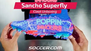 The result is a unique nike mercurial superfly and nike apparel that is worn by jadon sancho. Unboxing Jadon Sancho S Se11 Nike Mercurial Superfly Youtube