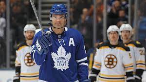 Patrick marleau is the most senior member of the toronto maple leafs. Watch Patrick Marleau Receives Ovation From Maple Leafs Fans For Playing 1 600th Game Flipboard