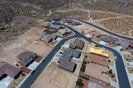 Flight distance is approximately 91 miles (147 km) and flight time from las vegas, nv to kingman, az is 11 minutes.don't forget to check out our gas cost calculator option. Kingman Las Vegas Ride Same Boom And Bust Roller Coaster Las Vegas Review Journal
