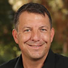 David Volz's Instagram, Twitter & Facebook