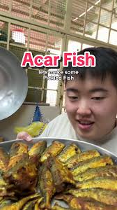 Pickled Fish!? 😛 . . . #tiktokmasak #makanlokal #ahma #nyonyafood  #pickledfish #acarfish