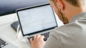 What should be in the last line of an application letter? Email Subject Lines For Job Applications And Resumes