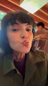 life is good in a sally's booth. 🍕