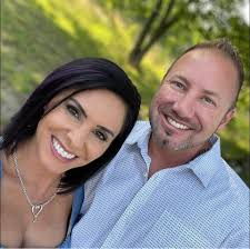 Good morning! Looking for a good dog vet in the area, thank you!