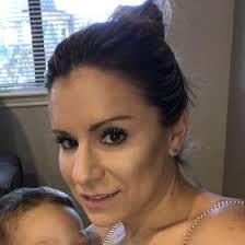 Sarah Shain's Instagram, Twitter & Facebook