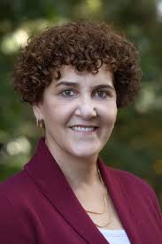 Please welcome Freda Meyer, Executive Director to The Solana Family! With  more than 35 years in the senior living industry, Freda brings experience  and a love of being a part of our