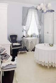 Here are her expert home design secrets. Paris Themed Room Decor Ideas Lovetoknow