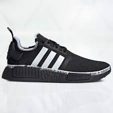 Bei adidas muss man generell eine nummer grösser nehmen damit der schuh. Schuhe Herren Adidas Nmd R1 Fv8729 Weiss Schwarz Ausverkauf Online Shop Distance De