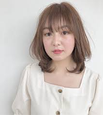 ボブ レイヤーが大人気 垢抜け見えするヘアスタイルはコレ hair レイヤーボブ ボブ おしゃれ ヘア