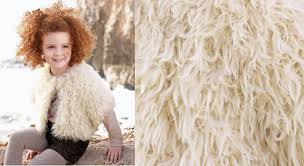 Gilet sans manches fille imitation fourrure. Le Gilet Fillette Sans Manches Gilet Fillette Gilet Sans Manche Gilet