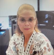 Marisol Hunter's Instagram, Twitter & Facebook