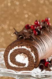 Les Desserts A La Table De Noel Pour Clore Un Repas De Fete En Beaute Recettes Noel Buche De Noel Noel Cuisine