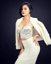 Tiểu sử diễn viên huy khánh huy khánh quê sống đâu? Thu Quá»³nh La Ai Tiá»ƒu Sá»­ Sá»± Nghiá»‡p Va Ä'á»i TÆ° Tinh Cáº£m Ná»¯ Diá»…n Vien