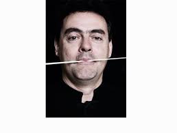 Entrevista del director de orquesta Alejandro Posada con Revista BOCAS