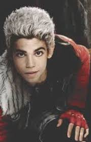 A Disney Descendants Fanfiction: Carlos de Vil Love Story