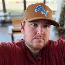 4 tires. Good condition. LT 285/ 60 R20.