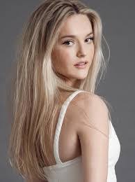 Rose Armstrong's Instagram, Twitter & Facebook