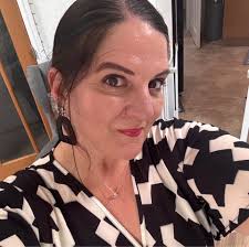 Winter wonderland nails for Lapland Uk ❄️☃️💕 . Using  @bio_sculpture_official Angela and white Hp gel with @magpie_beauty Alba  glitter @nellierosenailcare providing my branded cuticle care to finish 😊  . . . #christmasnails #