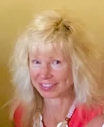 Allegra Lee's Instagram, Twitter & Facebook