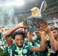 Der klub, der durch die tragödie am 28. Flugzeugabsturz In Kolumbien Chapecoense Spieler Alan Ruschel Uberlebte Katastrophe Welt