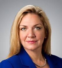 Paula Edwards's Instagram, Twitter & Facebook