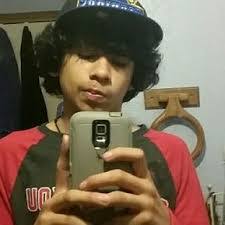 Max Salinas's Instagram, Twitter & Facebook