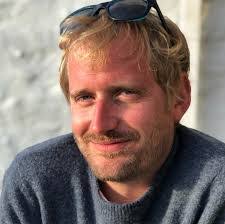 Jonathan Stow's Instagram, Twitter & Facebook