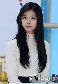 Mom im scared why is shr5like this hahdjsjsjs. Rruuulll On Twitter Jype Can Keep Black Hair Tzuyu For Next Comeback