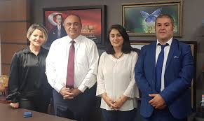 Kendisini iyi tanıdığımı düşündüğümden seçilmesi halinde önümüzdeki dönem adını sık sık duyacağınıza ve buraların dolacağına eminim. Yeni Yasama Yilinda Da Kapimiz Herkese Av Turan Aydogan Facebook