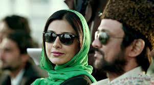 Tabbu Sunglasses Haider Movie Hd Wallpaper Bollyreview Cara membuat wallpaper 3d parallax di android. bollyreview wordpress com