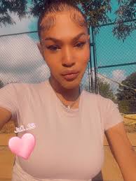 Trinity K. Bonet (@trinitykbonet) • Instagram photos and videos