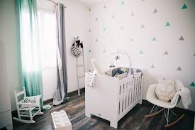 Le vert menthe est une couleur très utilisée dans l'univers de la déco de la chambre de bébé. Epingle Sur Kids Bedroom