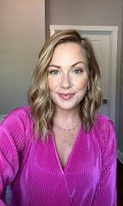 Heather Carolan's Instagram, Twitter & Facebook