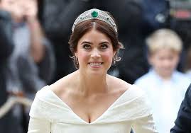 La princesse eugénie et son mari jack brooksbank sont parents depuis ce mardi 9 février de leur premier enfant, un petit garçon dont on ne connait pas encore le prénom. Princesse Eugenie Sa Sublime Robe De Mariee Elle