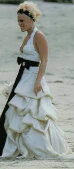 Pink S Wedding Dress Celebrity Wedding Gowns Celebrity Wedding Dresses Celebrity Weddings