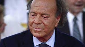 RETIRADA JULIO IGLESIAS | Comunicado de Julio Iglesias sobre su retirada de la música: "Con pena, pero con dignidad"