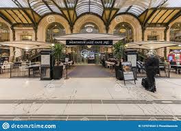 Face à la gare de lyon à paris, l'européen existe depuis le début du siècle, bien avant que l'europe ne soit d'actualité. Frankreich Paris Gare De Lyon Im Januar 2019 Montreux Jazzcafe Und Restaurant Le Train Bleu Redaktionelles Stockfoto Bild Von Reise Schiene 137574543