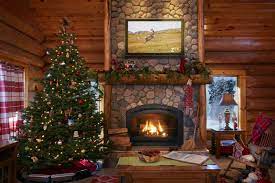 Home decor & pillows 13open submenu. Take A Tour Of Santa S Home At The North Pole The Elves Quarters Are Adorable