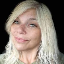 Looking for recommendations for party entertainers for my daughters  birthday party in November please 🙂