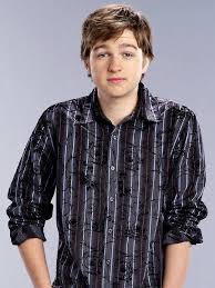 Angus T Jones Grew Up To Be Quite Attractive Half Man Men Tv Two Half Men