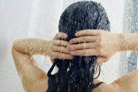 Si riequilibra la giusta quantità di sebo e i follicoli si mantengono i salute. Lavare I Capelli Senza Shampoo E Possibile Dimmelo Con Un Taglio