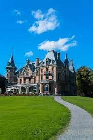 beautiful schadau castle in the thun city canton bern switzerland castle best of switzerland castle in the sky