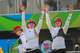 El equipo mexicano femenil de tiro con arco conformado por por alejandra valencia, aída román y ana paula vázquez logró su pase a los juegos olímpicos de tokyo 2020 tras vencer a estados unidos en la gran final. Avanza Equipo Femenil Mexicano De Tiro Con Arco En Rio