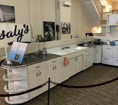 Free delivery and returns on ebay plus items for plus members. Found In Boxes Never Opened 1948 Youngstown Kitchens Cabinets Go Home To Youngstown Ohio