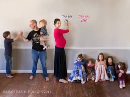 Featured columnist iv june 6, 2021 comments. 11 Fun And Creative Photos To Announce Your Pregnancy